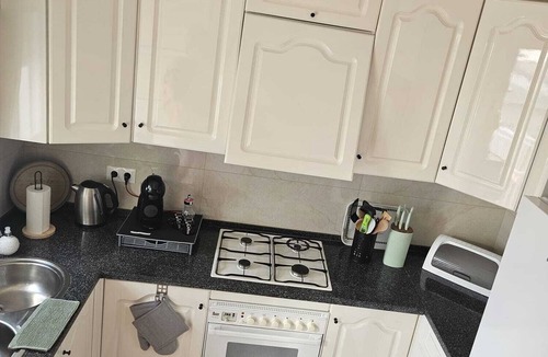 Villanueva de Algaidas Apartment | Charming 3-bedroom Apartment in Scenic Málaga
