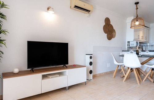 Sitio de Calahonda Ski Chalet | Charming Frontline Beach House in Calahonda – Mijas Costa CS120