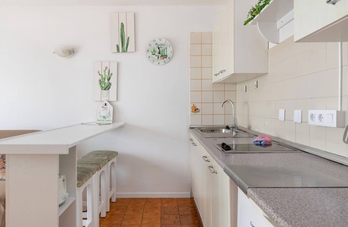 Los Mojones Apartment | Charming "La Florida" Apartment with Pool, Balcony, Sea Views & Wi-Fi