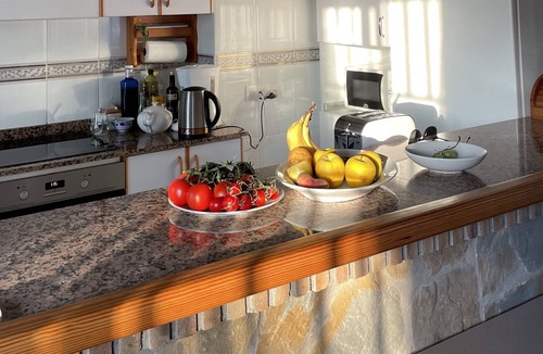 Caudete Villa | Charming painter's villa on the way to the Castles, pool, calm, authenticity
