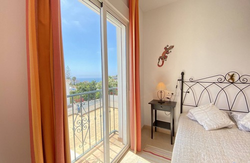 Chimenea Apartment | Chimenea Pinar 2 Apartment by Casasol