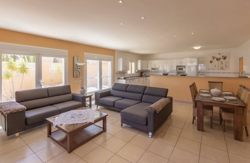 Calpe Villa | Chris- large, private pool, several terraces, WIFI gratis!