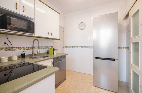 Punta Umbria Apartment | Cisne del Mar Apartment with Private Terrace, Wi-Fi, and Air Conditioning