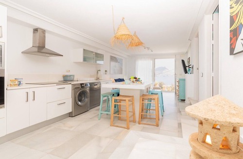 San Jose House | Coastal Escape with Private Pool for 6