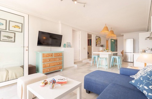 San Jose House | Coastal Escape with Private Pool for 6