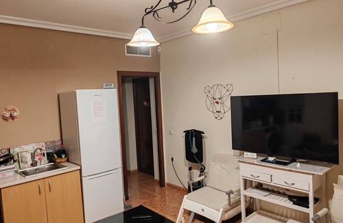 Villanueva del Ariscal Bed & Breakfast | Come and stay in Marifé's house, two bedrooms available at 17 km from Seville.
