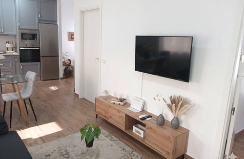 Trujillo House | CONDE DE LA ENCINA: Private courtyard easy parking and silence 10 min. from the square
