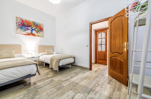 Ciudad Jardin Apartment | Cordoba Essence, Parking incluido junto al centro y casco histórico