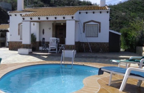 Rio Velez Villa | Cortijo el Maurel Cajiz by Ruralidays