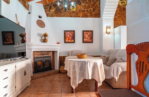 Fuente de Piedra House | Cottage Luna Viña, in an Andalusian environment and ideal for families.