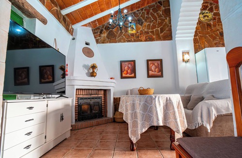 Fuente de Piedra House | Cottage Luna Viña, in an Andalusian environment and ideal for families.