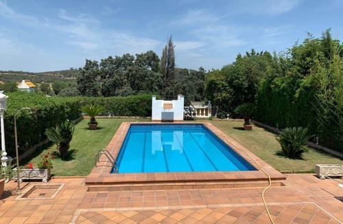 Guillena House | Country House 'Casa Rural Sevilla' with Mountain View, Wi-Fi and Air Conditioning