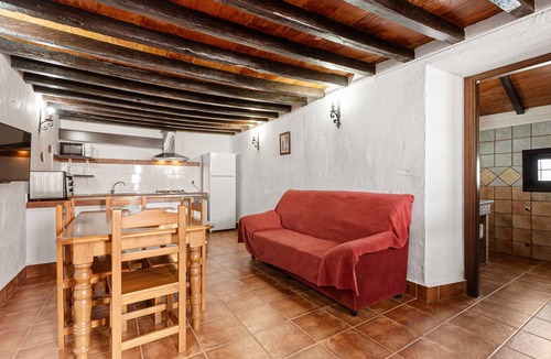 Almogia House | Country House 'El Pajar' with Lake View, Shared Pool and Wi-Fi