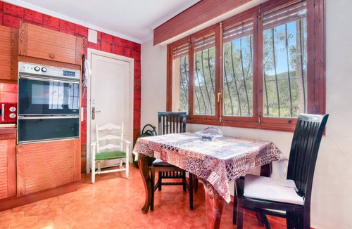 Agullent House | Country House 'El Parais' with Mountain View, Private Pool and Wi-Fi
