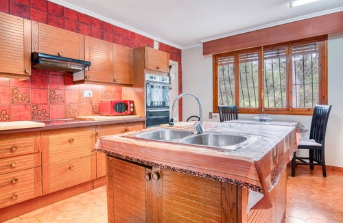 Agullent House | Country House 'El Parais' with Mountain View, Private Pool and Wi-Fi