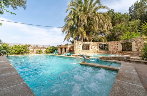 Catral House | Country House 'La Carrasca - Naranja' with Shared Pool, Wi-Fi and Air Conditioning
