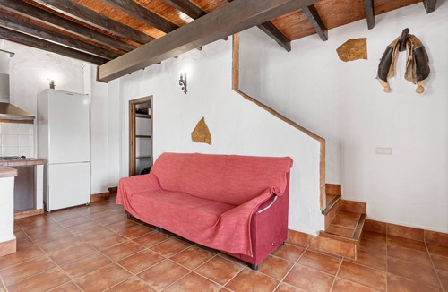 Almogia House | Country House 'La Cochera' with Lake View, Shared Pool and Wi-Fi