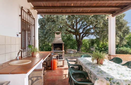 Posadas House | Country House 'La Sierrezuela - Families Only' with Mountain Views, Wi-Fi & Air Conditioning