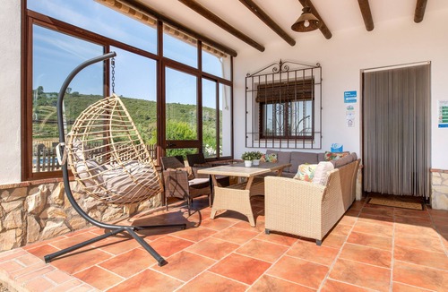 Posadas House | Country House 'La Sierrezuela - Families Only' with Mountain Views, Wi-Fi & Air Conditioning