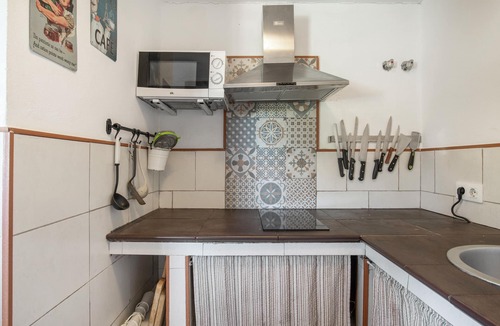 Villamartin House | Country House 'La Zua' with Private Pool, Wi-Fi and Air Conditioning