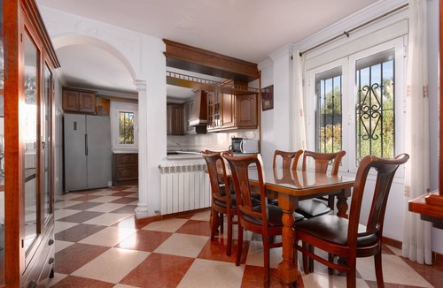 Arriate House | Country House 'Villa Minerva' with Mountain View, Wi-Fi and Air Conditioning