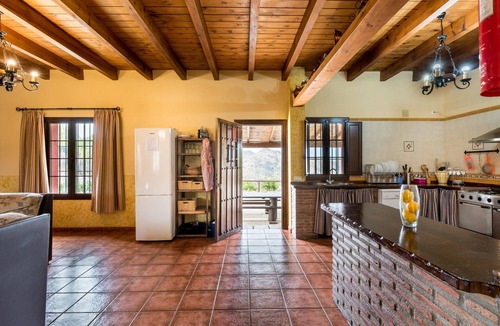 Almogia House | Country House with Air Conditioning, Pool, Terrace and Wi-Fi