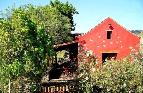 Barranco del Pinar House | Country house with private pool El Roble