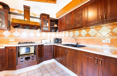 Cutar Villa | Country Villa in Peaceful Location with Private Pool