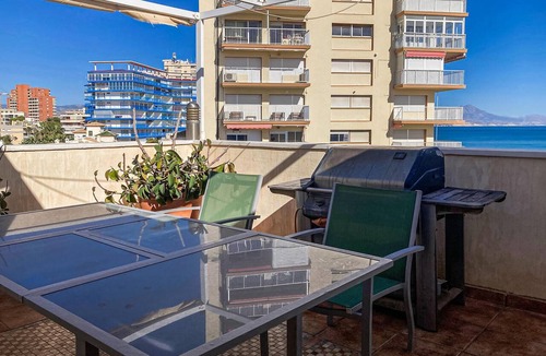 Coveta Fuma Apartment | Cozy apartment in El Campello with house sea view