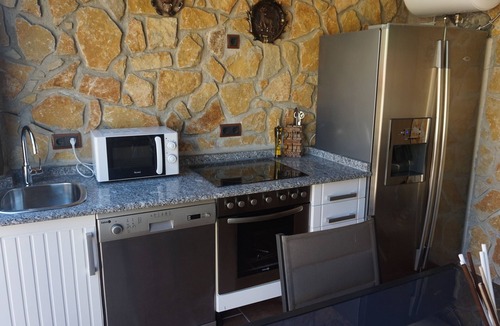 Navas del Rey House | cozy guest house