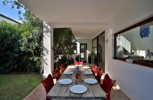 Santa Eulalia del Rio Villa | Cozy villa with beach view