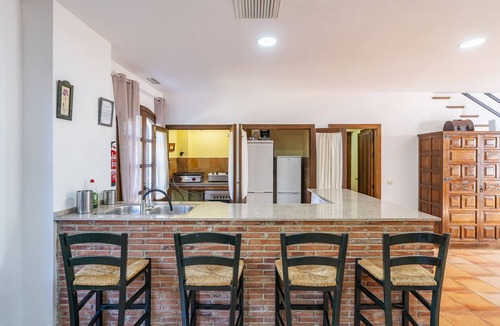 Teba Cottage | Cubo's Casa Rural Cortijo el Puntal/rural/private pool/large outdoor areas/views/free wifi