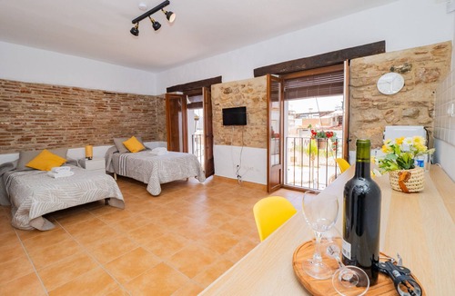 Cartama Bed & Breakfast | Cubo's La Casa del Arco Room Granada / city center / free wifi