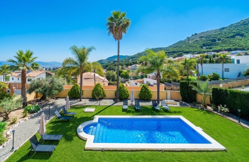 Pinos de Alhaurin House | Cubo's Sun Bliss House & Pool/Private pool/Air conditioning/BBQ/Free Wi-Fi