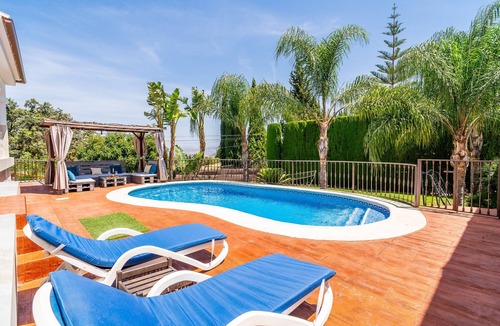 Alhaurin el Grande Villa | Cubo's Villa Esmeralda/private pool/garden/air conditioning/fireplace/free Wi-Fi
