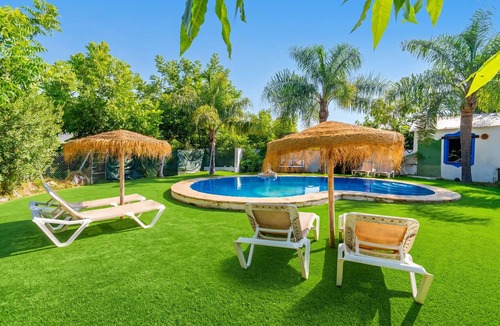 Alhaurin el Grande Villa | Cubo's Villa Sonia/Private pool/BBQ/Free Wi-Fi