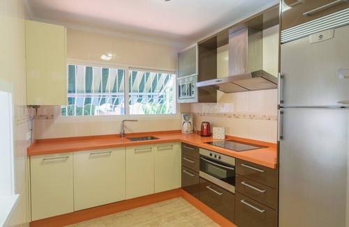 Velez-Malaga Villa | Cubo's Villa Marieli Chilches/private pool/sea view/air conditioning/free wifi