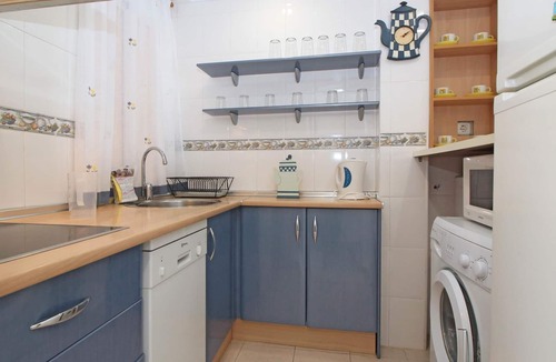 Benagalbon Apartment | Del Parque Flats - Golf & Beach Swimmingpool