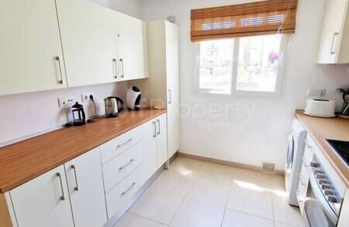 Jeronimo y Avileses y Balsicas de Arriba Apartment | Delightful Ground Floor 2 bed with access to pool, Wi-Fi, AC