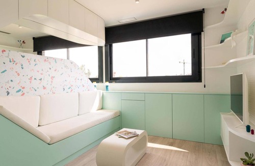 Santiago y Zaraiche Apartment | Design flat for 2 people with communal swimming pool and gym.