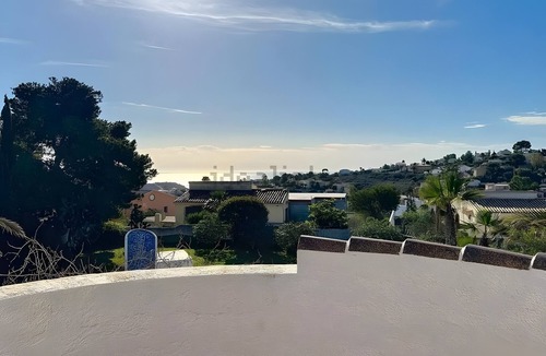 Cumbre del Sol Villa | Detached villa in Cumbres del Sol with private pool and large enclosed garden
