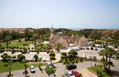 Islantilla Hotel | DoubleTree by Hilton Islantilla Beach Golf Resort
