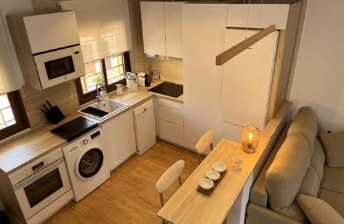 Dos Hermanas Apartment | Duplex with private terrace and parking 15 minutes from Seville