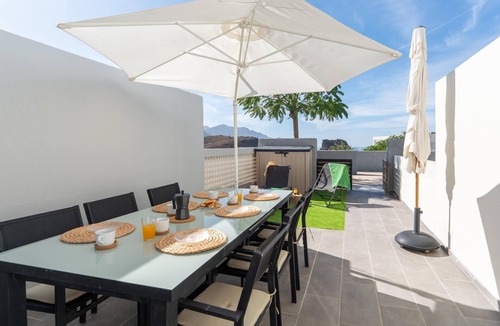 Agaete Villa | Duplex with Terrace and Sea Views in Agaete