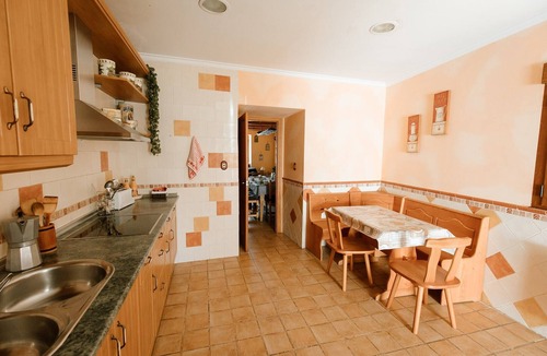 Otero de Bodas House | El Cañico Country House with Private Terrace, Views, and Garden in Zamora