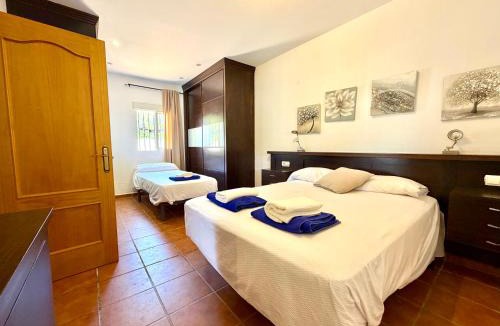 Campanillas Villa | El Naranjo del Abuelo
