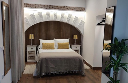 San Pedro Apartment | El patio de Regina