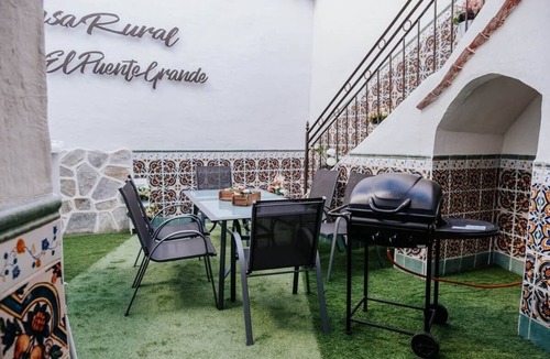 Navahermosa House | El Puente Grande Country House · Pool and Garden