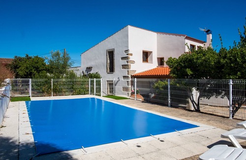 Aldea del Obispo House | El Trillo Country House in Aldea del Obispo, Salamanca, with Private Pool and Natural Setting
