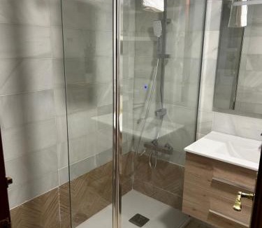 La Trinidad-San Juan y Todos los Santos Apartment | Entrenaranjos Calle Pérez de Castro